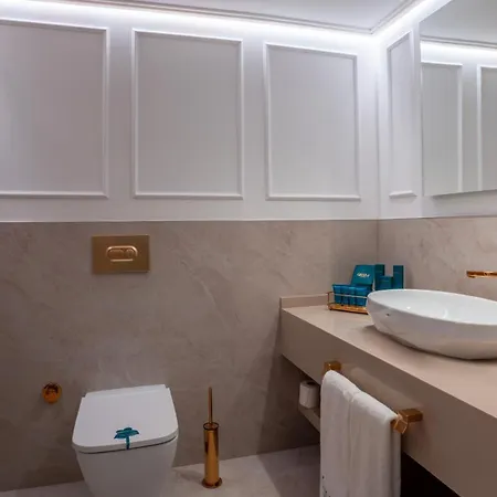 Qlusive Hotel 5*