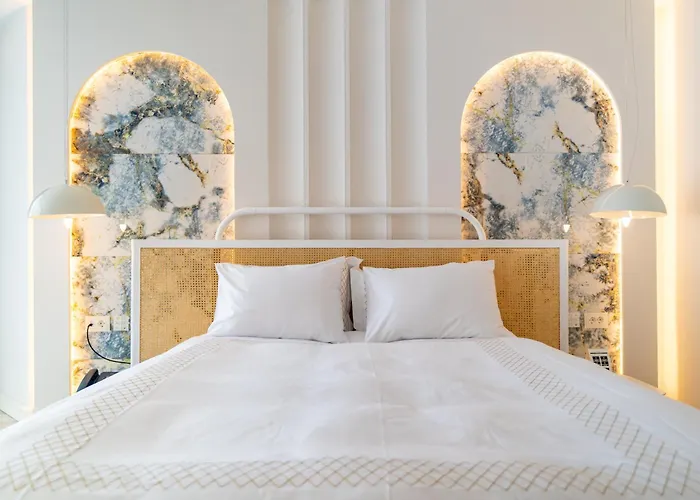 Отель Qlusive Кушадасы