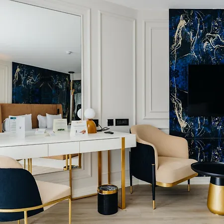 Qlusive 5* 쿠사다시