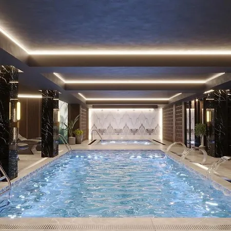 Qlusive Hotel 5*