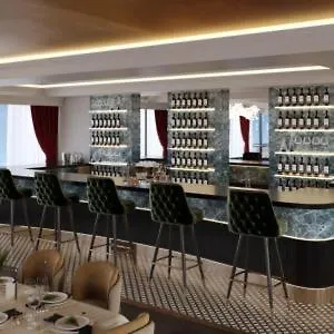 Ξενοδοχείο Qlusive 5*