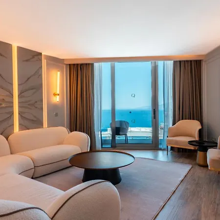 Qlusive Hotel 5*