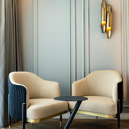 Hotel Qlusive
