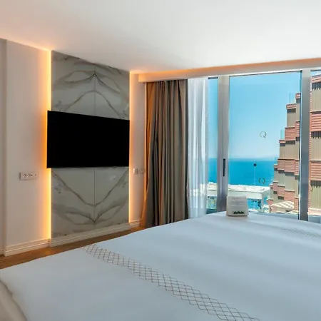 Hotel Qlusive