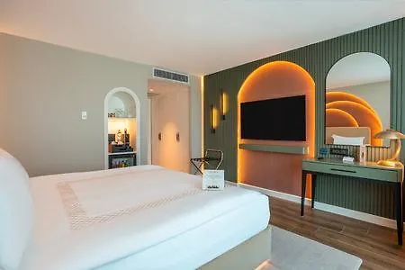 Szálloda Qlusive 5*